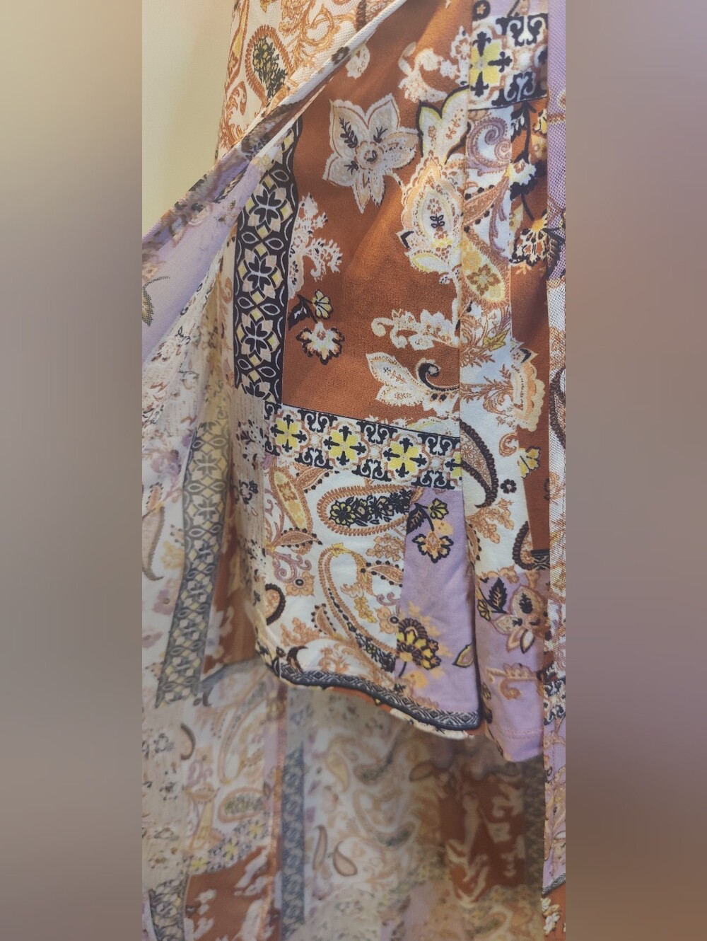 Almost Famous Boho Paisley 2 Piece Crop Top Overlay Shorts Set L - Picture 5 of 7